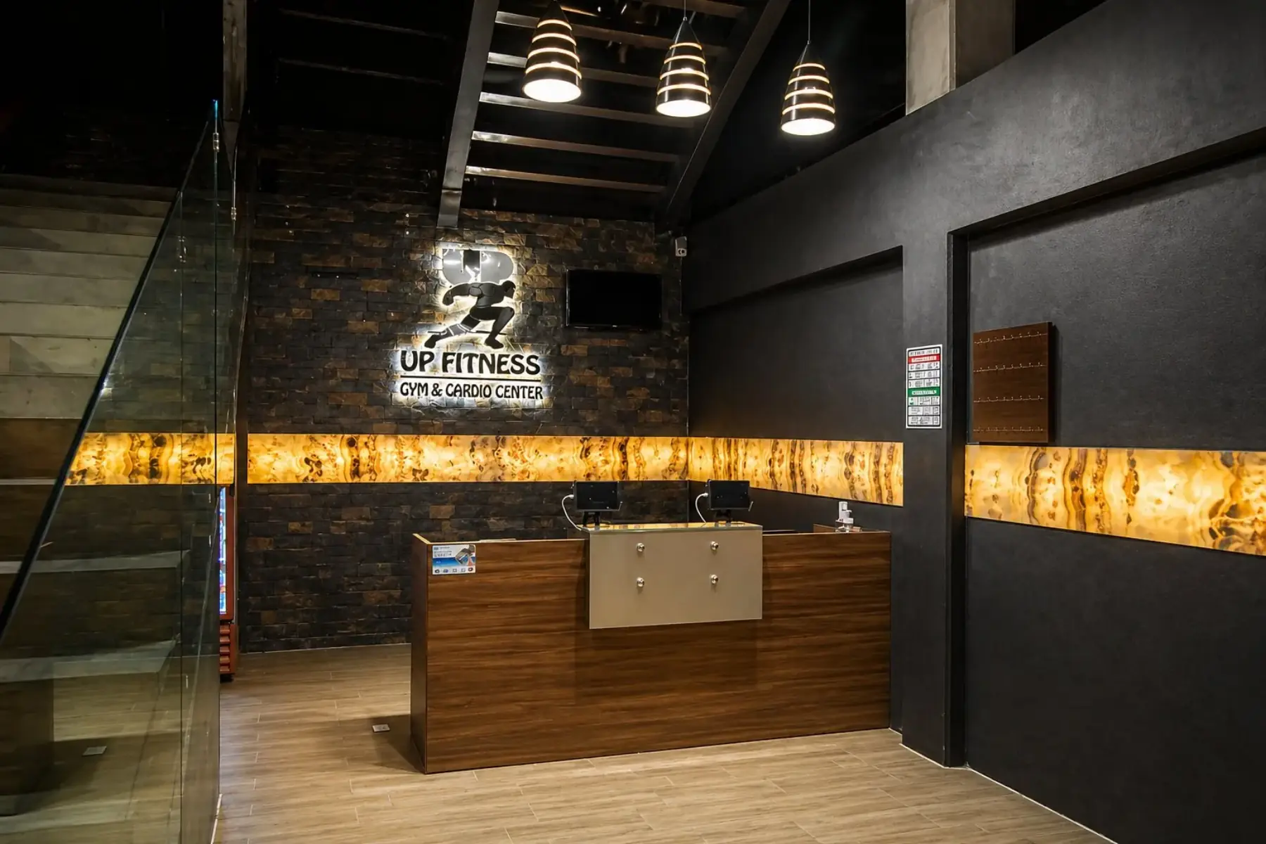 Up Fitness, render 4